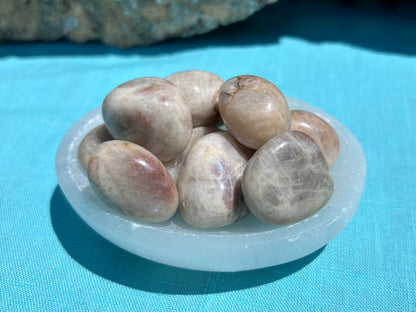 Belomorite (Moonstone with Sunstone) Tumble