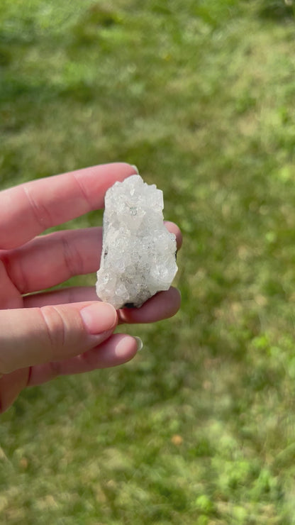 Apophyllite | H