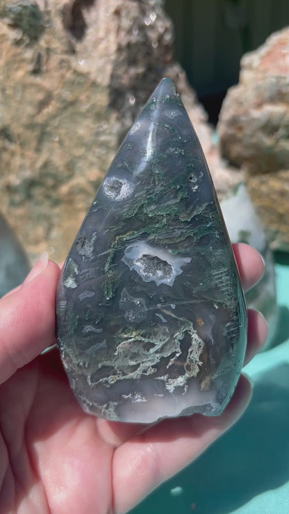 Moss Agate Tear Drop Free Form | Medium
