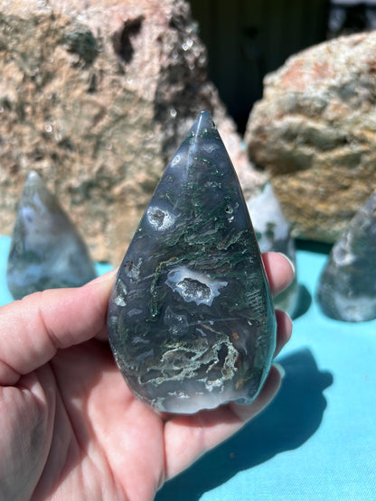 Moss Agate Tear Drop Free Form | Medium